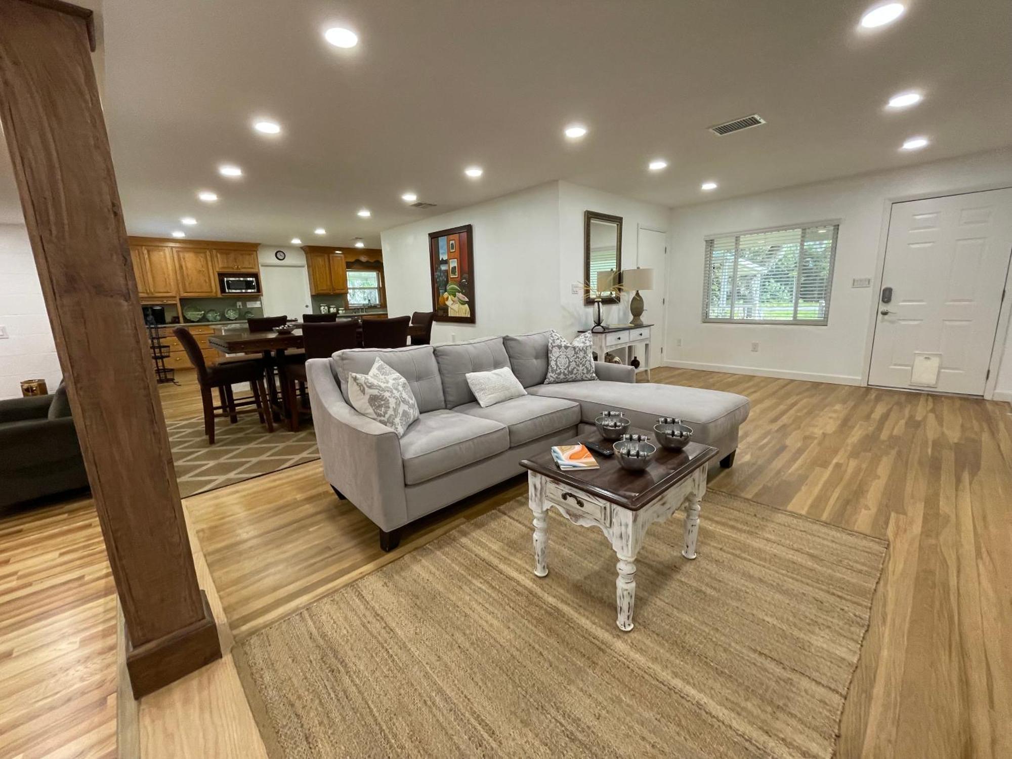 Lake Pearl House ليك بلاسيد المظهر الخارجي الصورة
