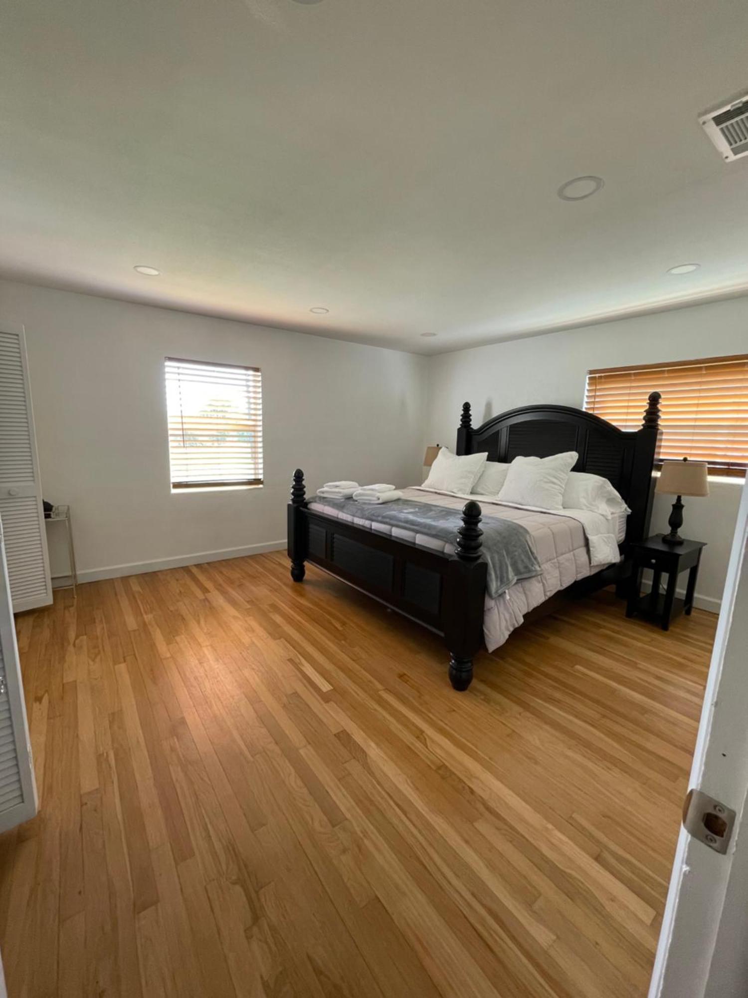 Lake Pearl House ليك بلاسيد المظهر الخارجي الصورة