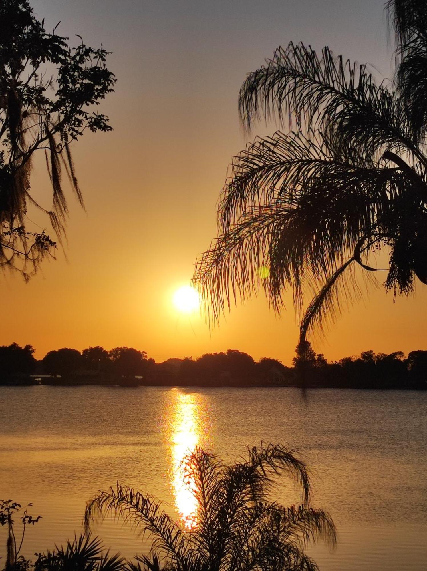 Lake Pearl House ليك بلاسيد المظهر الخارجي الصورة